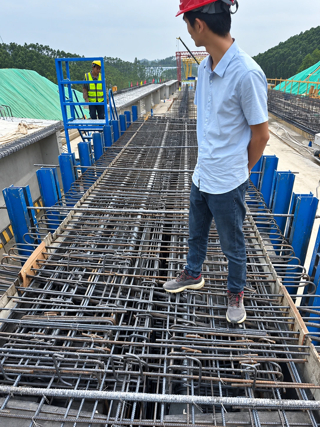 葛洲坝集团横钦高速项目 · 1